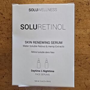 New Soluwellness's Soluretinol Skin Renewing Serum Daytime & Nightime Serum